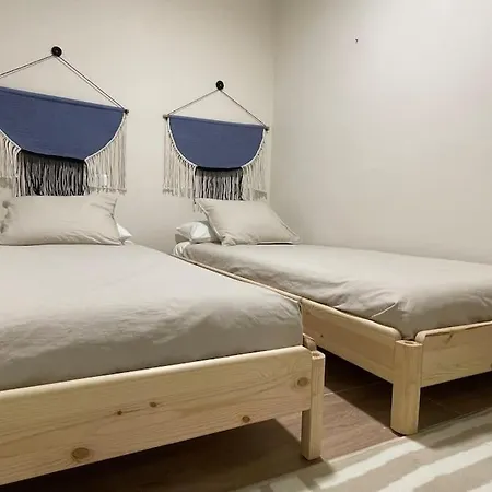 Superflat Near 15' Center דירה