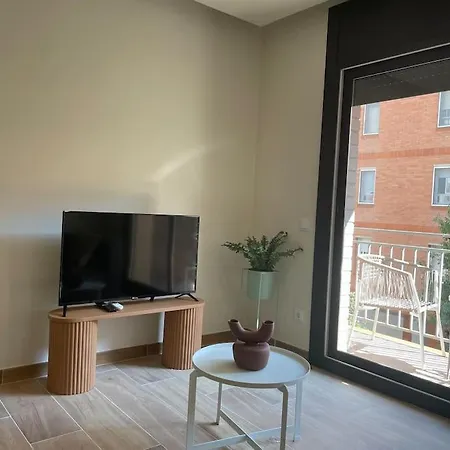 Superflat Near 15' Center *
