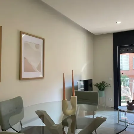 Superflat Near 15' Center *